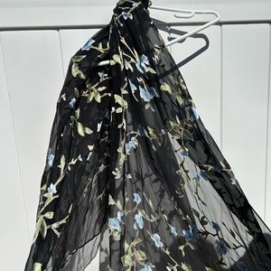 Shihreen black flower scarf